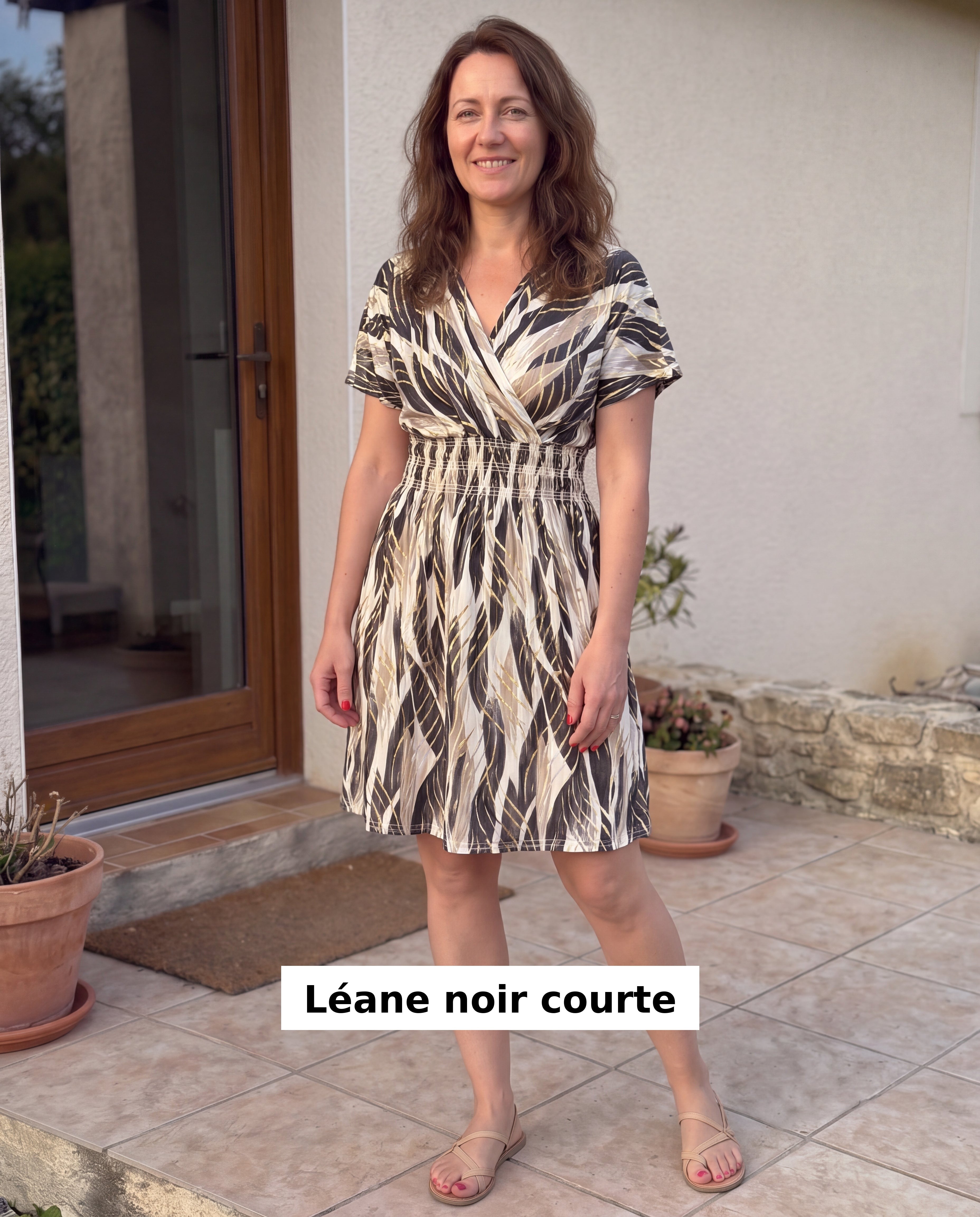 Léane noir courte, robe magique bohème Lifestyle Privé